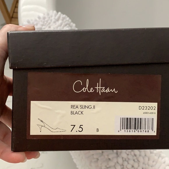 Cole Haan Rea sling 2 size 7 1/2 - Picture 2 of 4